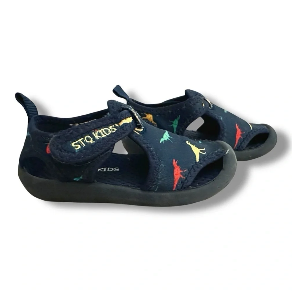 STQ Kids | Quick Dry Water Shoes (6T) 🦕